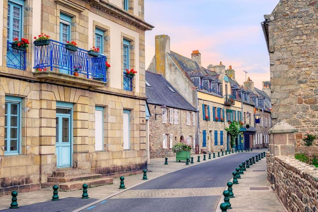 Roscoff 2 Pieces Classe 2 Etoiles Et Terrasse Centre Historique Luaran gambar